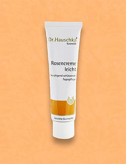 Крем для лица "Rosencreme leicht" Dr.Hauschka, 30 мл